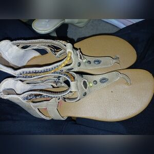 Brown beaded sandals for children